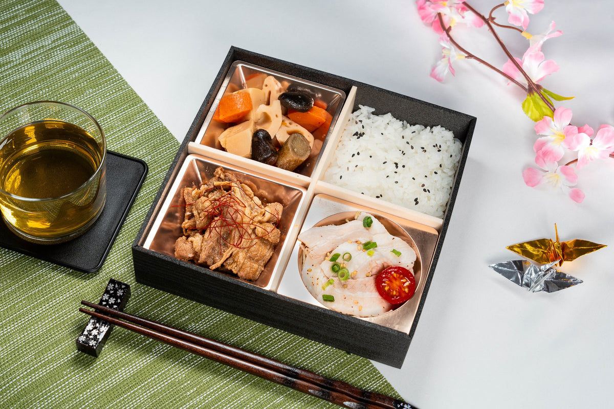 牛すきと豚しゃぶの肉盛り弁当